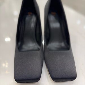 Zara Black Square-Toe Heels